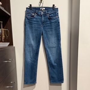 Re/Done Mide-rise, Medium wash Women’s straight leg jeans